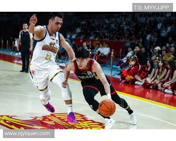 聚焦篮球：深圳篮球队的个人能力话题